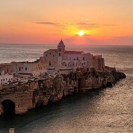The Best, Sea, Old Town, And Sunrise View With Balcony Apartment Vieste